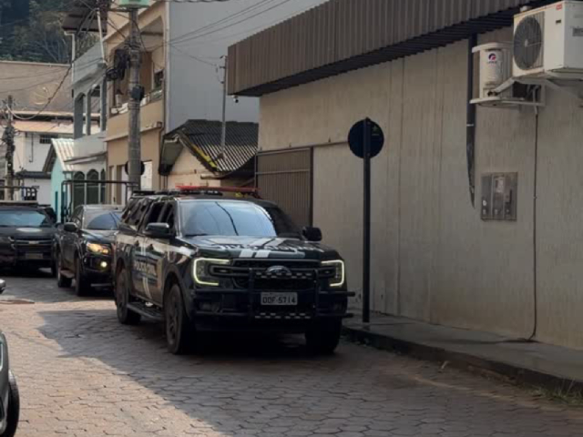 Operação prende militares e cumpre mandados contra grupo investigado por homicídios no Caparaó